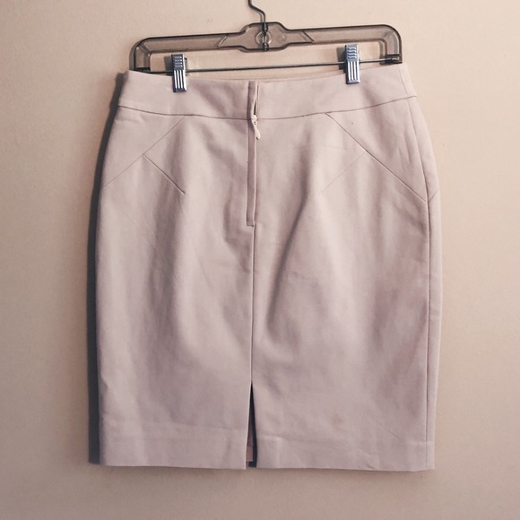 H&M | Khaki Fitted Pencil Skirt - Picture 4 of 8